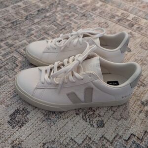 Veja Campo Size 8